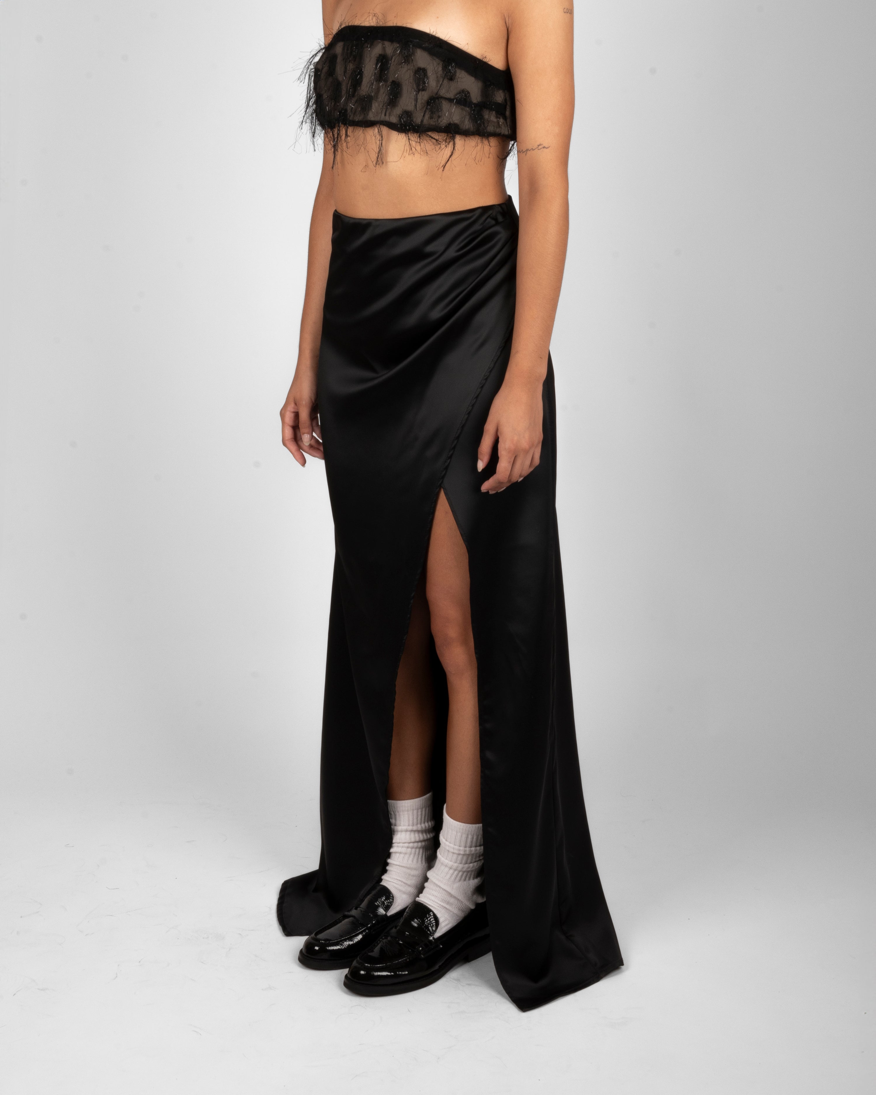 33.ATD Embroidered Bandeau Top and Long Satin Skirt with Slit
