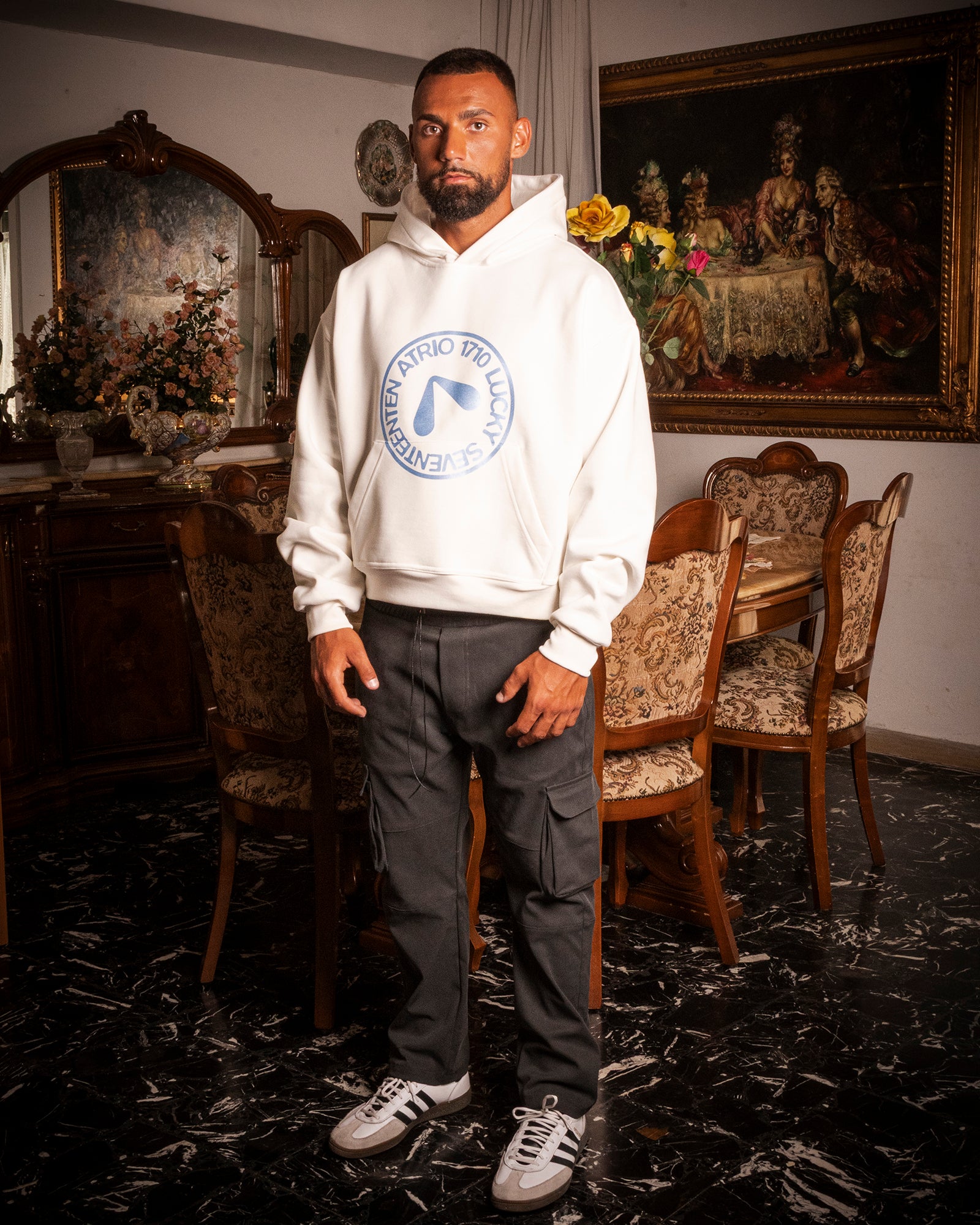 Felpa bianca Cropped con Cappuccio "Stamp"