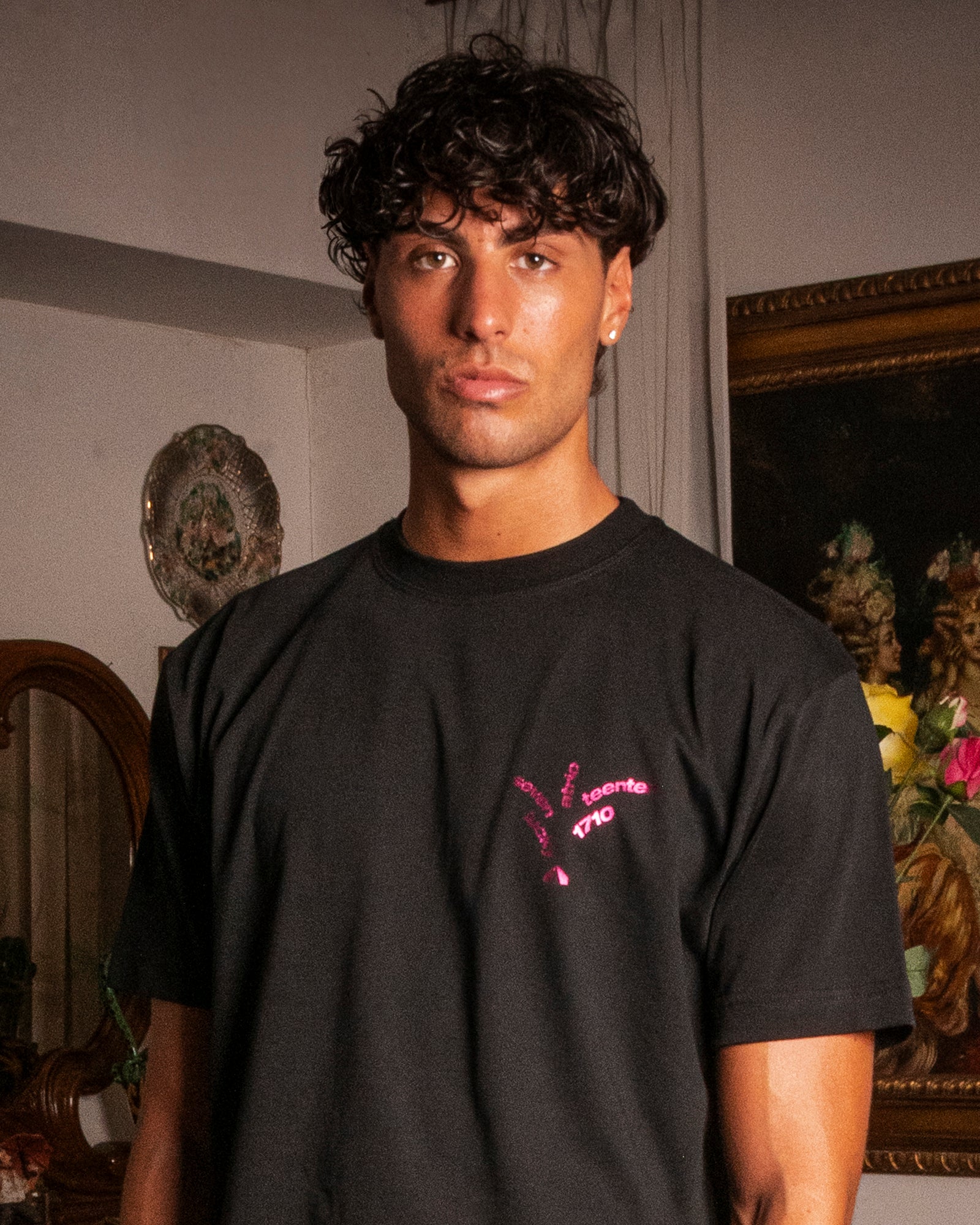 T-Shirt Nera "Lolliplant"